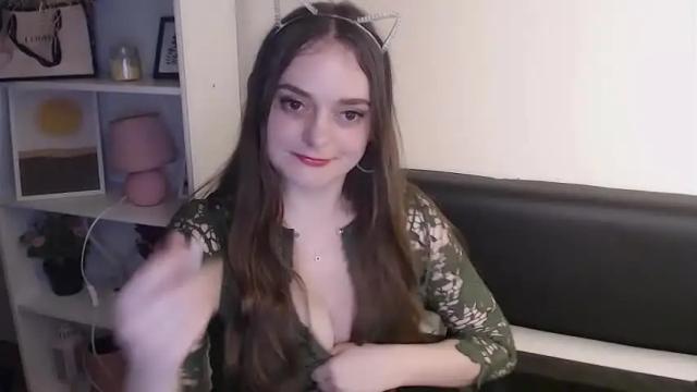 Image 7 of hetty_blueberry Stream on Chaturbate on 12 months ago