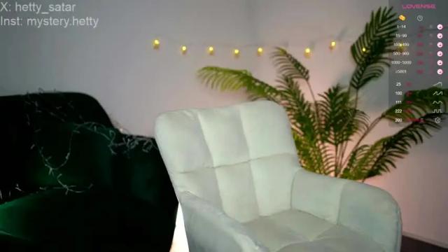 Image 8 of hetty_satar Stream on Chaturbate on 13 months ago