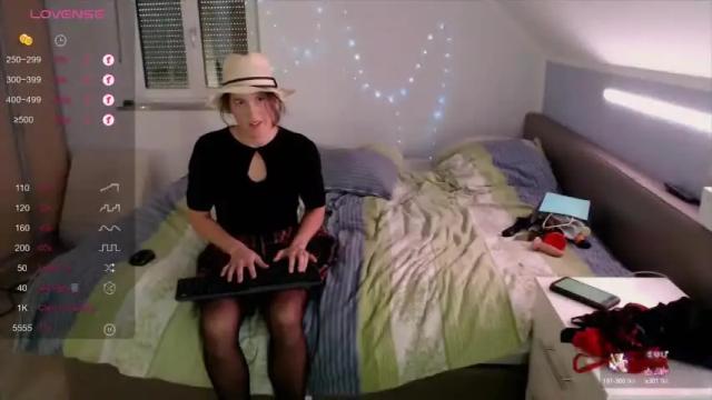 Image 10 of hexe12346 Stream on Chaturbate on 14 months ago