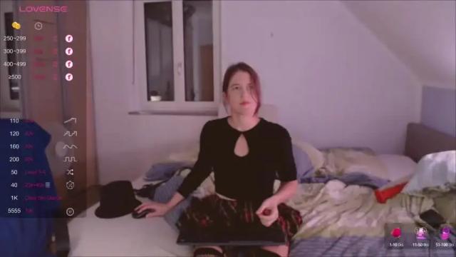 Image 10 of hexe12346 Stream on Chaturbate on 14 months ago