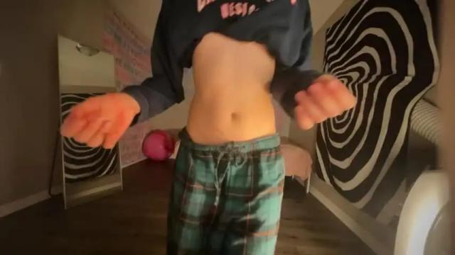 Image 2 of hexivu Stream on Chaturbate on 4 months ago