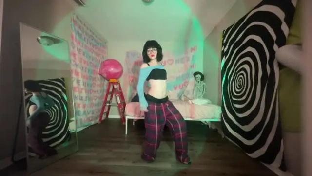 Image 2 of hexivu Stream on Chaturbate on 2 months ago