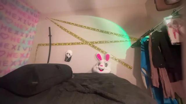 Image 2 of hexivu Stream on Chaturbate on 2 months ago