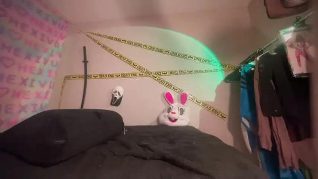 Image 3 of hexivu Stream on Chaturbate on 2 months ago