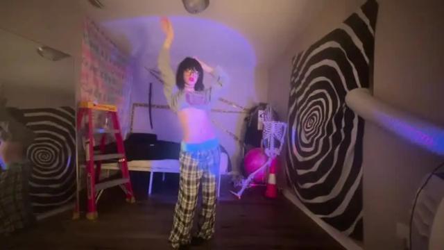 Image 6 of hexivu Stream on Chaturbate on 2 months ago