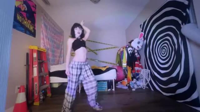 Image 12 of hexivu Stream on Chaturbate on 27 days ago
