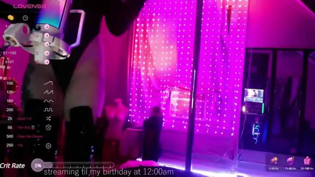 Image 12 of hey_hey314 Stream on Chaturbate on 18 months ago