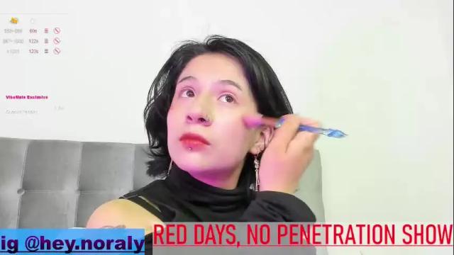 Image 6 of hey_noraly Stream on Chaturbate on 11 days ago