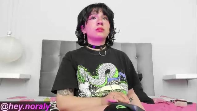 Thumbnail 3, hey_noraly's Stream at Chaturbate, 1 month ago