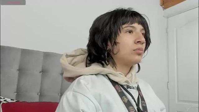 Image 2 of hey_noraly Stream on Chaturbate on 19 days ago