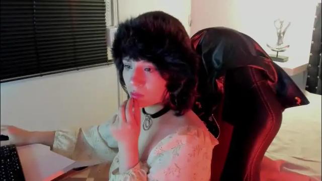 Image 4 of hey_noraly Stream on Chaturbate on 3 days ago