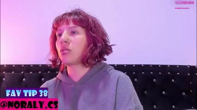 Image 4 of hey_noraly Stream on Chaturbate on 17 days ago