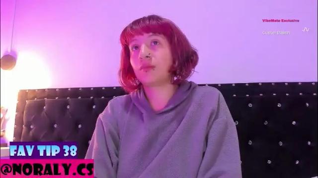 Image 2 of hey_noraly Stream on Chaturbate on 11 days ago