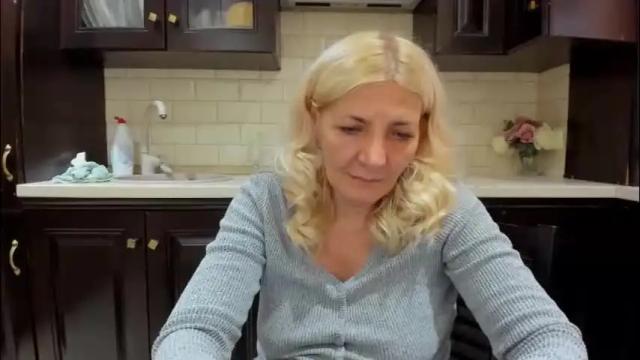 Image 4 of heyheygrey Stream on Chaturbate on 2 months ago
