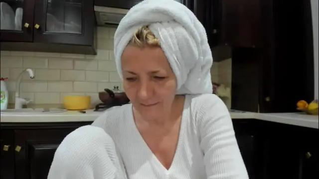 Image 11 of heyheygrey Stream on Chaturbate on 1 month ago