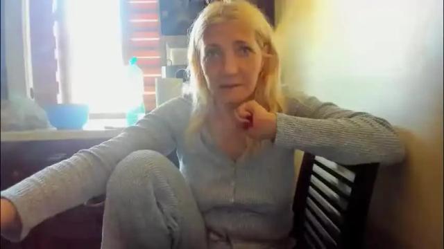Image 2 of heyheygrey Stream on Chaturbate on 1 month ago