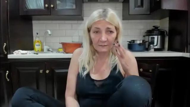 Image 2 of heyheygrey Stream on Chaturbate on 1 month ago