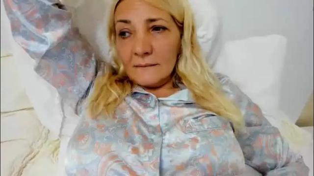 Image 11 of heyheygrey Stream on Chaturbate on 28 days ago