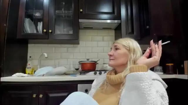 Image 2 of heyheygrey Stream on Chaturbate on 19 days ago