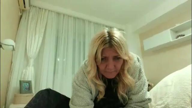 Image 11 of heyheygrey Stream on Chaturbate on 23 hours ago