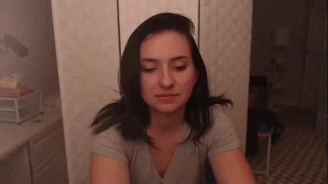 Image 2 of heyitspiper Stream on Chaturbate on 4 days ago