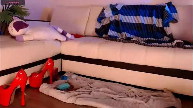 Image 12 of heyley_ Stream on Chaturbate on 1 month ago