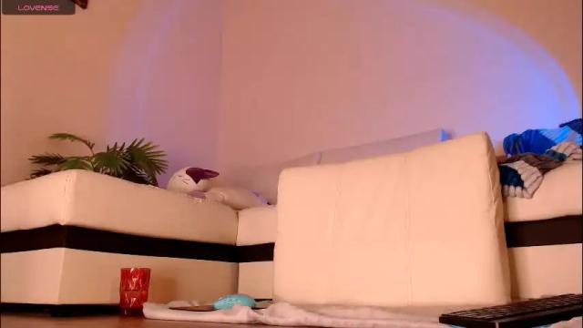 Image 7 of heyley_ Stream on Chaturbate on 1 month ago