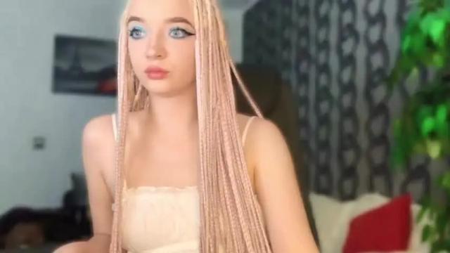 Image 10 of heyley_sativa Stream on Chaturbate on 22 months ago