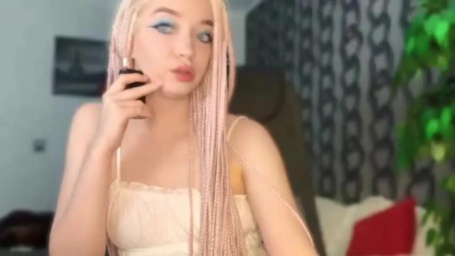 Image 4 of heyley_sativa Stream on Chaturbate on 22 months ago