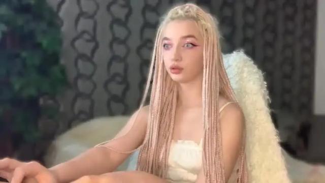 Image 7 of heyley_sativa Stream on Chaturbate on 22 months ago
