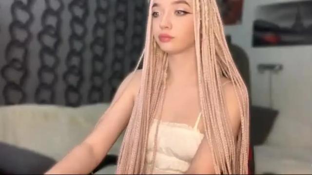 Image 7 of heyley_sativa Stream on Chaturbate on 21 months ago