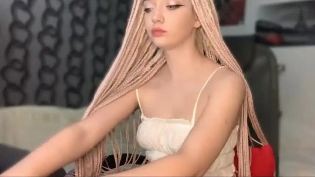 Image 8 of heyley_sativa Stream on Chaturbate on 21 months ago