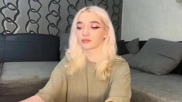 Image 10 of heyley_sativa Stream on Chaturbate on 20 months ago