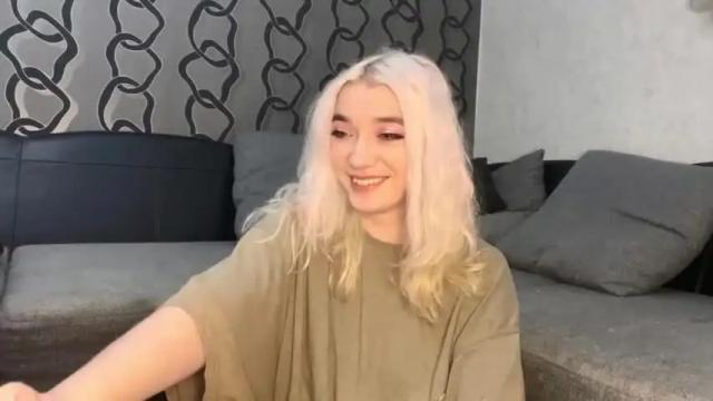 Image 8 of heyley_sativa Stream on Chaturbate on 20 months ago