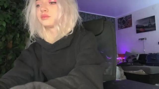 Thumbnail 1, heyley_sativa's Stream at Chaturbate, 19 months ago
