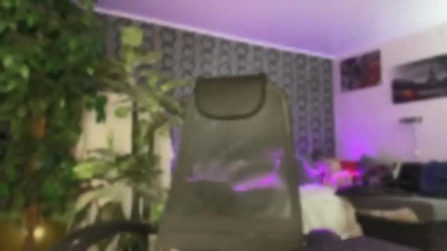 Image 10 of heyley_sativa Stream on Chaturbate on 19 months ago