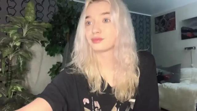 Image 7 of heyley_sativa Stream on Chaturbate on 19 months ago