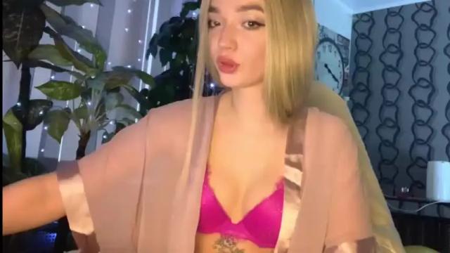 Thumbnail 2, heyley_sativa's Stream at Chaturbate, 18 months ago