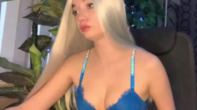 Thumbnail 1, heyley_sativa's Stream at Chaturbate, 17 months ago