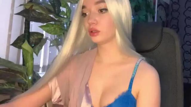 Image 12 of heyley_sativa Stream on Chaturbate on 17 months ago