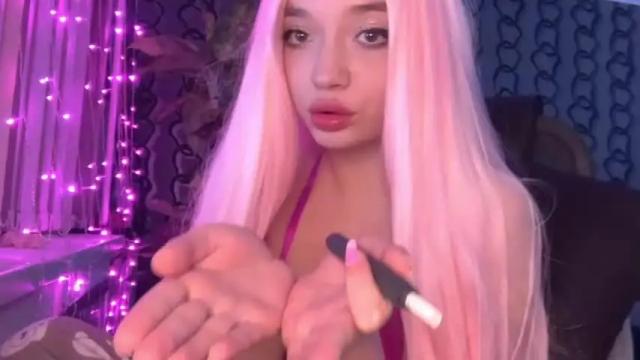 Image 10 of heyley_sativa Stream on Chaturbate on 16 months ago