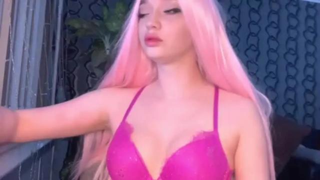 Image 7 of heyley_sativa Stream on Chaturbate on 16 months ago