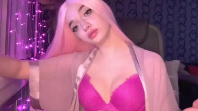 Image 10 of heyley_sativa Stream on Chaturbate on 16 months ago