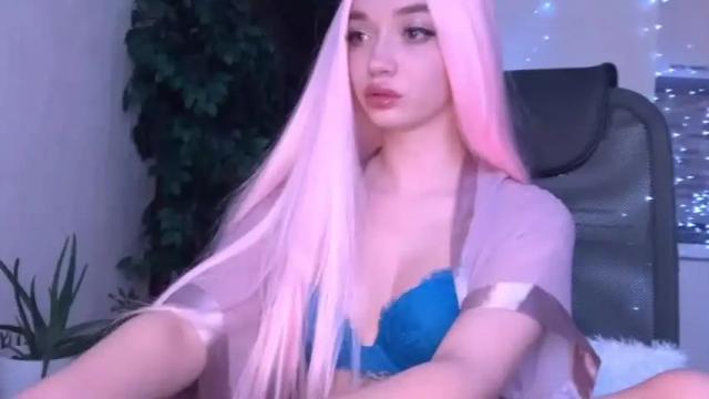 Image 12 of heyley_sativa Stream on Chaturbate on 15 months ago