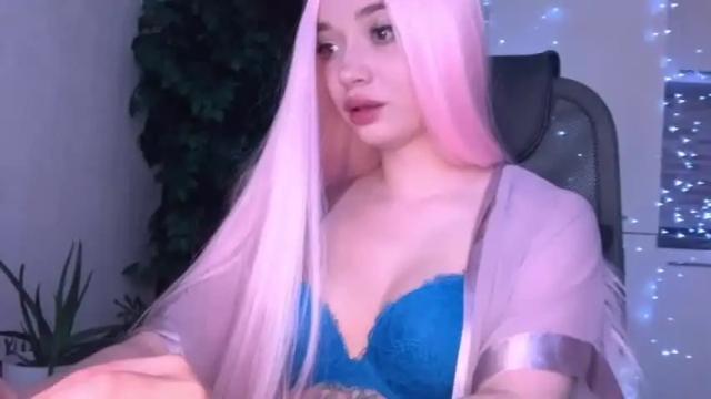 Image 4 of heyley_sativa Stream on Chaturbate on 15 months ago