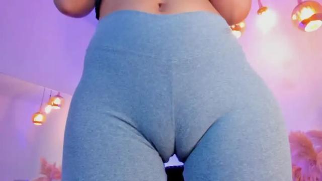 Image 10 of hhannabennett Stream on Chaturbate on 16 months ago