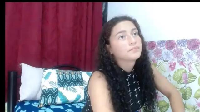 Image 3 of hi2005jessica Stream on Chaturbate on 20 months ago