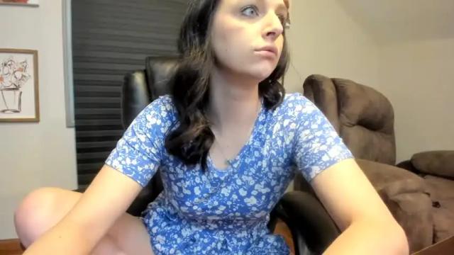 Thumbnail 1, hi_cut_cutie's Stream at Chaturbate, 19 hours ago