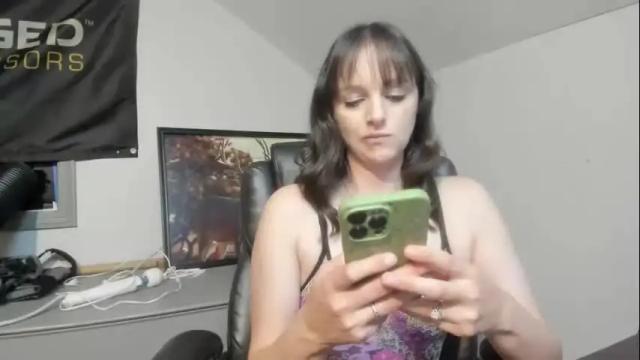 Image 3 of hi_cut_cutie Stream on Chaturbate on 2 months ago