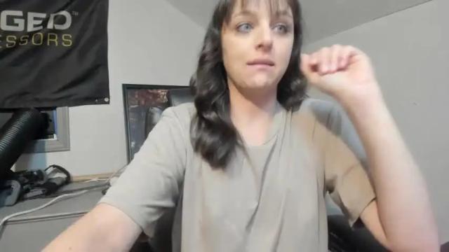 Image 4 of hi_cut_cutie Stream on Chaturbate on 2 months ago